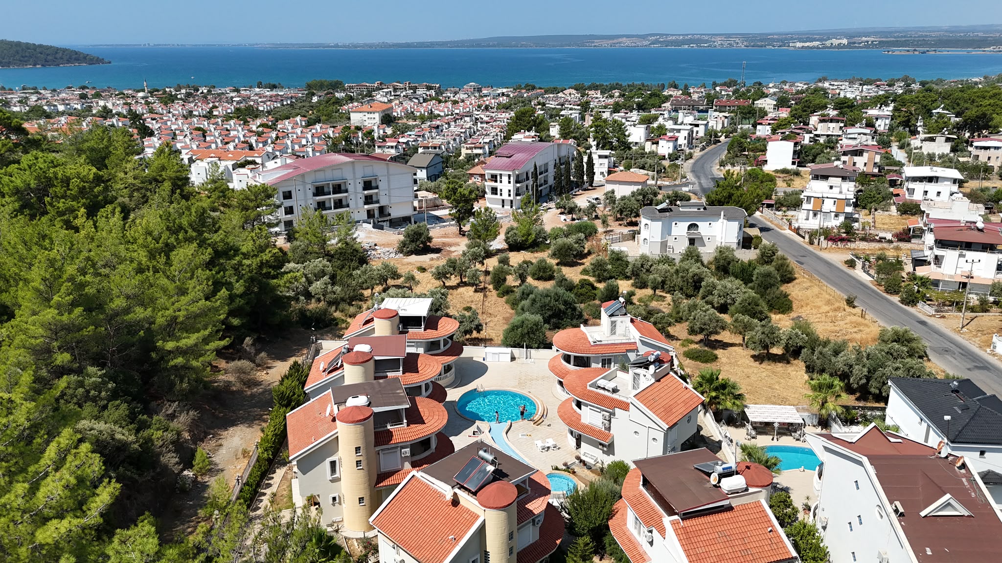 Didim Akbük’te Satılık Eşyalı 4+1 Müstakil Villa