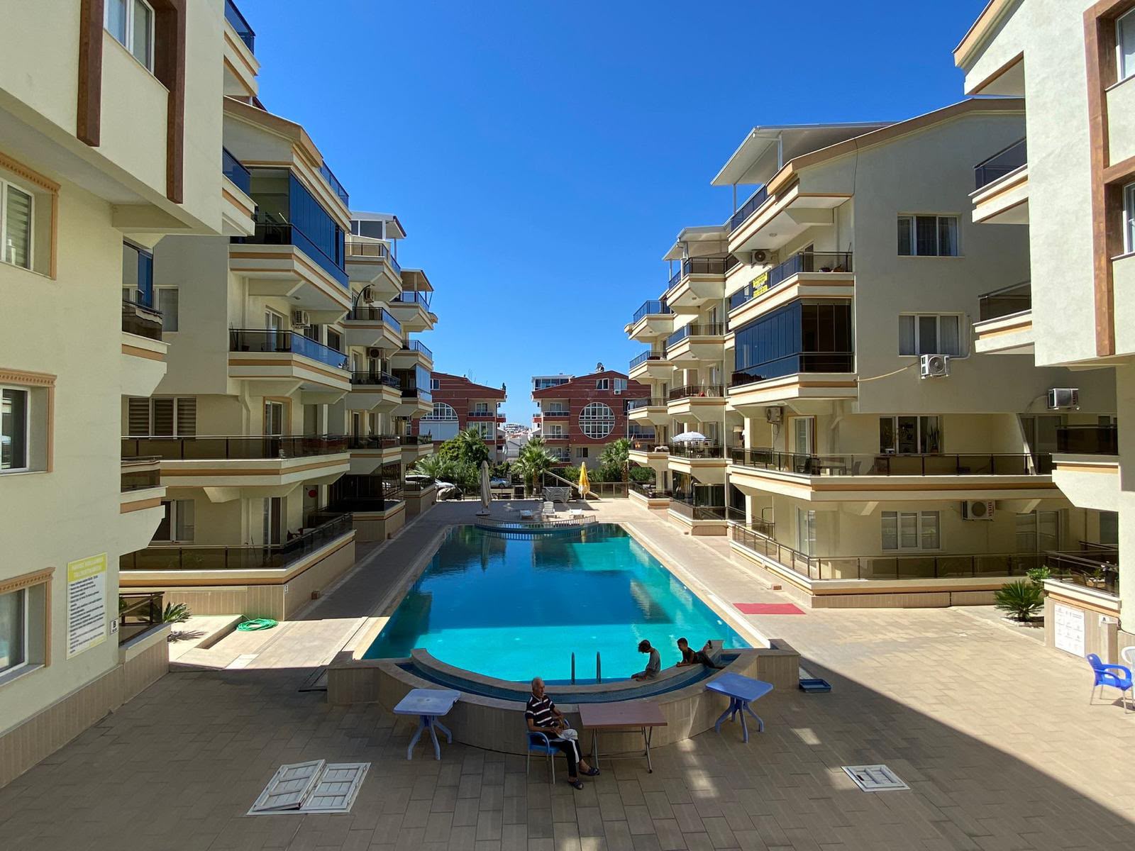 Didim Efeler’de Site İçinde Satılık 4+1 Dubleks Daire